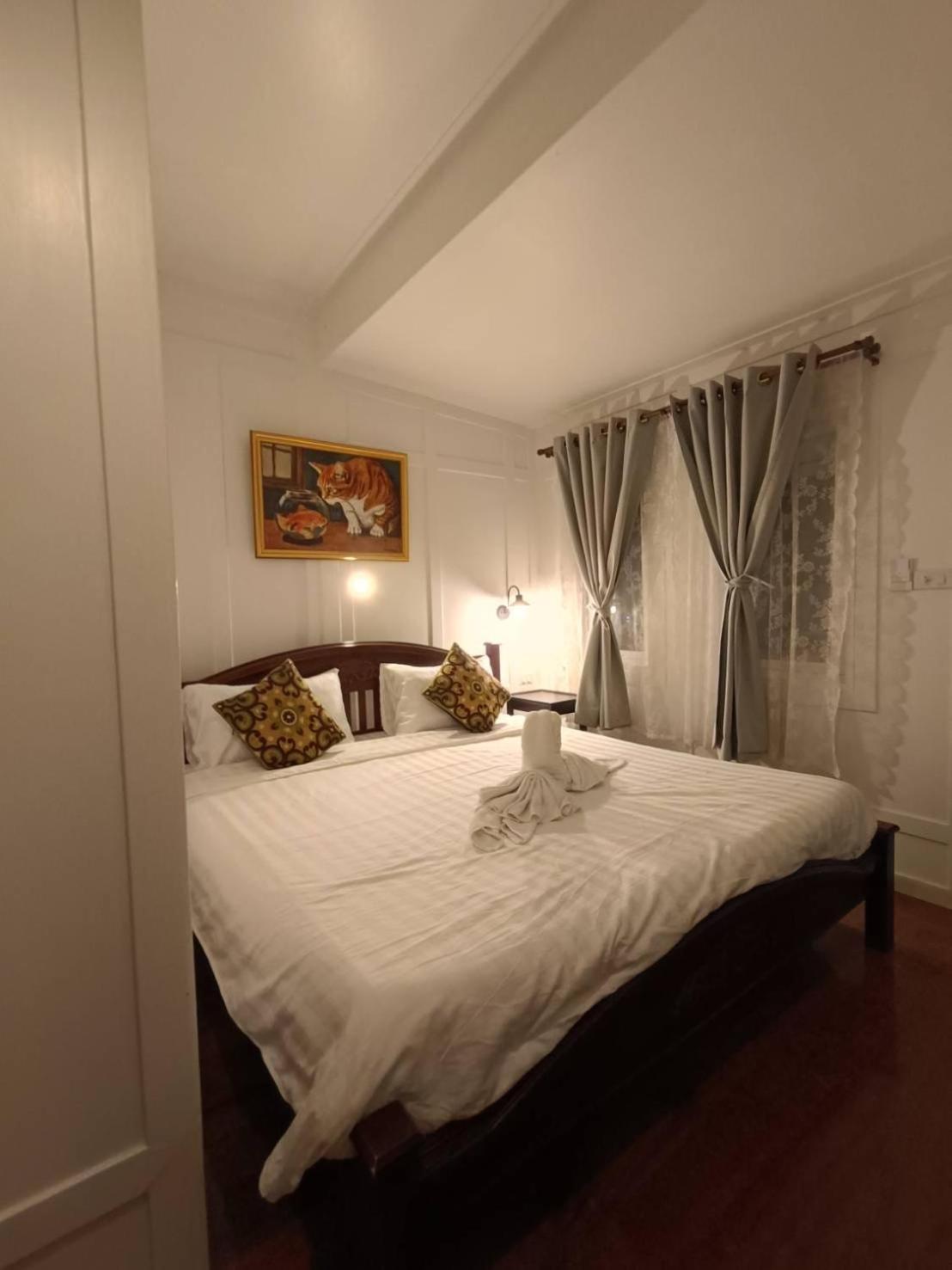 Baan Debtida Hotel Bangkok Exterior photo