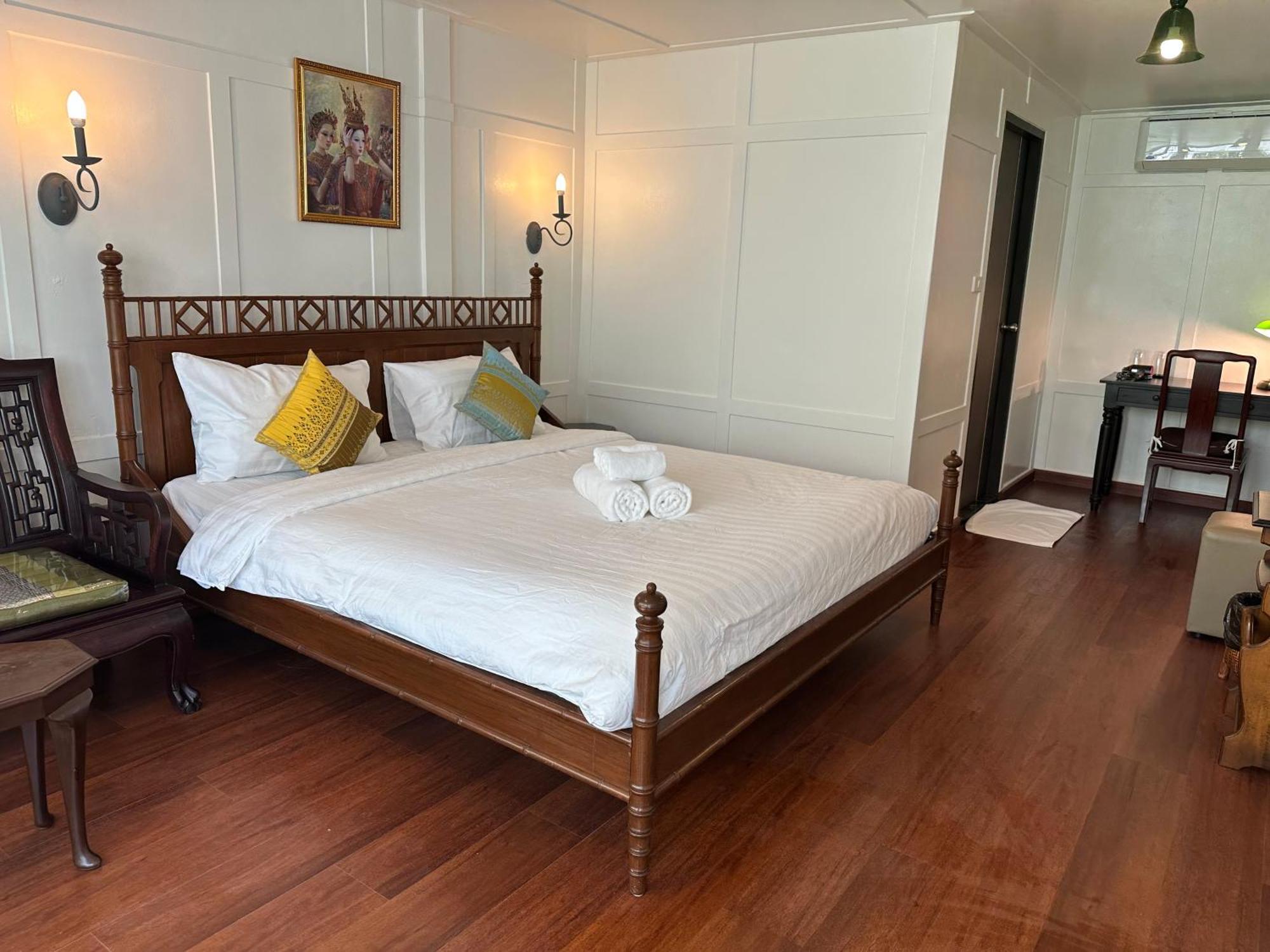 Baan Debtida Hotel Bangkok Exterior photo